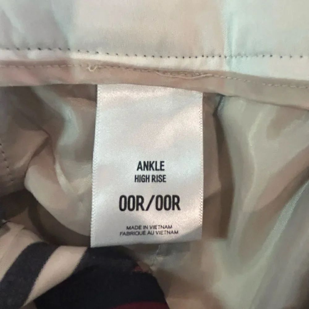 Express pants - Picture 3 of 5